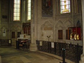 View of the two chapels located in the chancel of Bayeux Cathedral (E. Thierry, 2007)