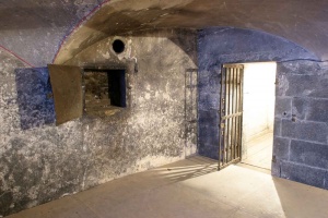 Bloc cellulaire de l'ancienne prison commune, 2004