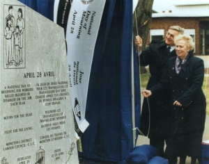 Day of mourning – the unveiling of the Moncton monument