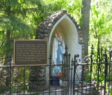 La grotte à la Vierge Marie. © Laurier Gareau.