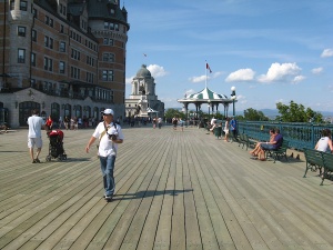 Vue de la terrasse Dufferin et du bas du Château Frontenac, 2011