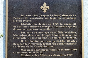 Ce bien commémoratif a été installé en 1977 sur le site du manoir Boucher de Niverville