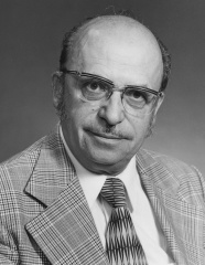 Paul Wyczynski, designated professor of the year, University of Ottawa, 1968